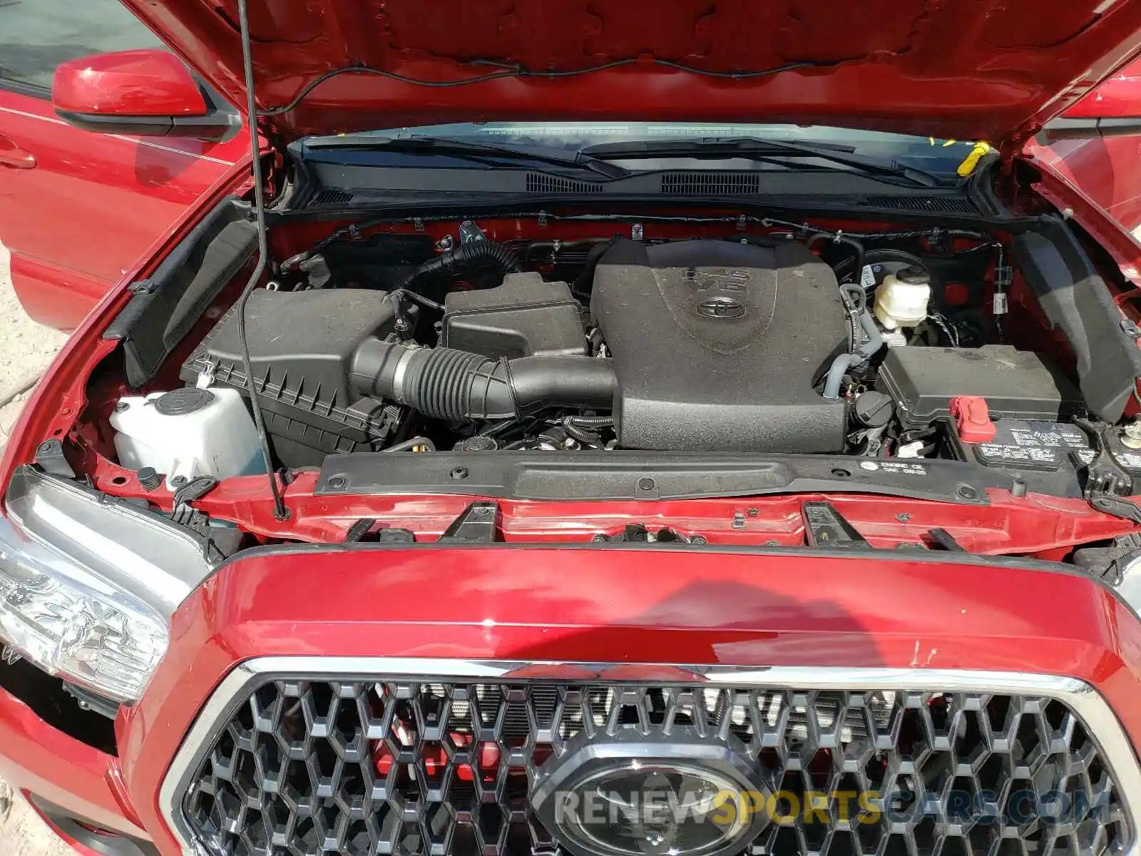 7 Photograph of a damaged car 3TMAZ5CN9KM108356 TOYOTA TACOMA 2019