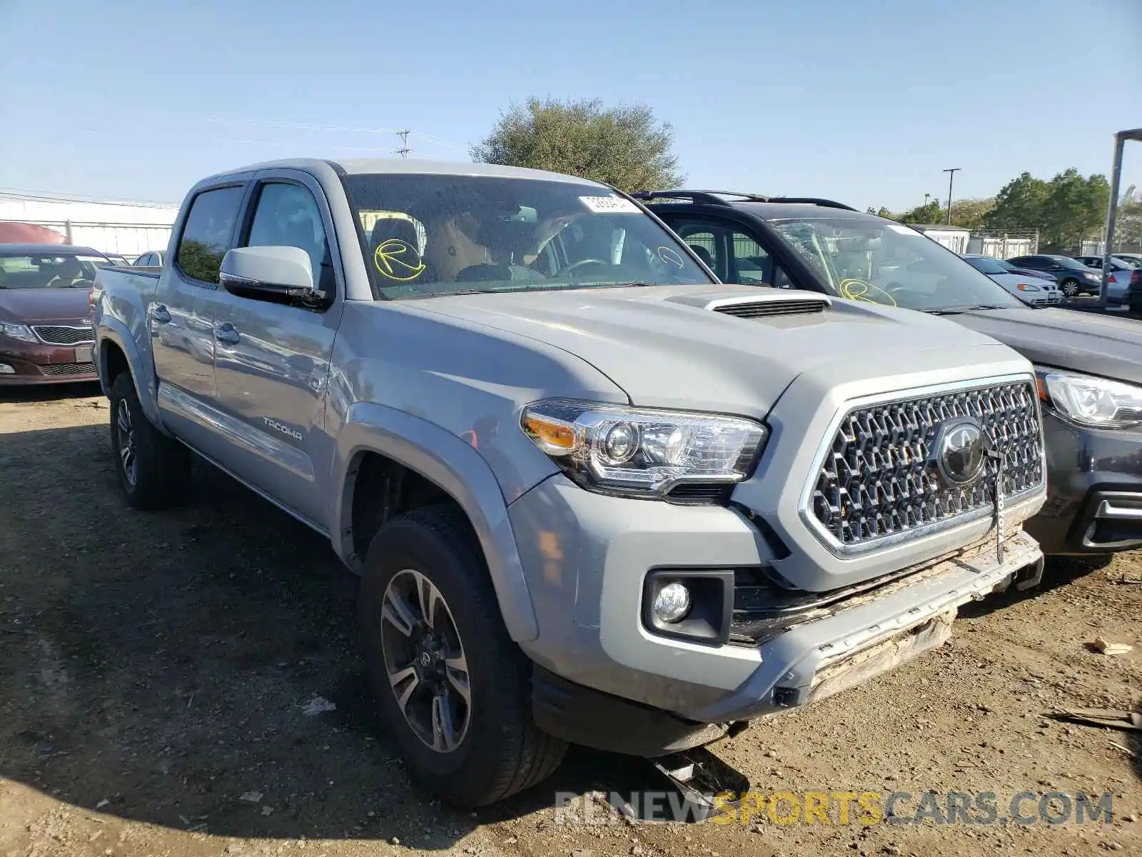 1 Photograph of a damaged car 3TMAZ5CN9KM108566 TOYOTA TACOMA 2019