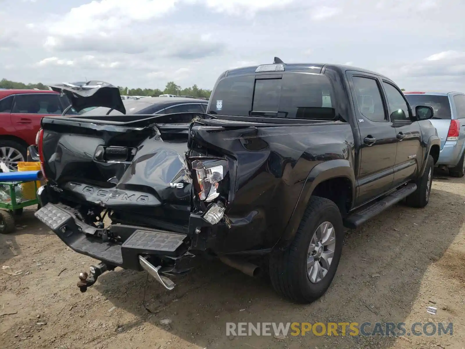 4 Photograph of a damaged car 3TMAZ5CN9KM109474 TOYOTA TACOMA 2019