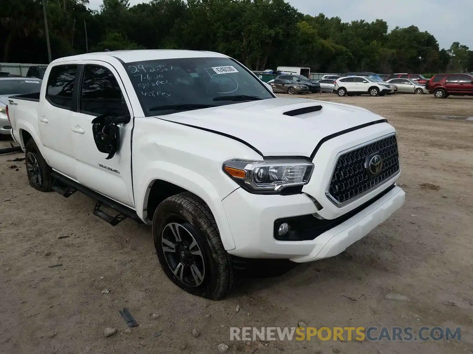 1 Photograph of a damaged car 3TMAZ5CN9KM110060 TOYOTA TACOMA 2019