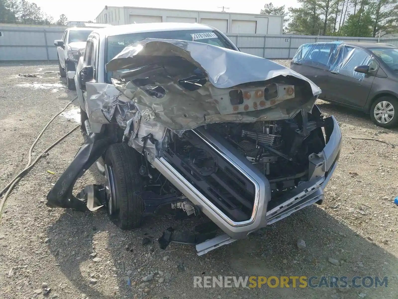 9 Photograph of a damaged car 3TMAZ5CN9KM112004 TOYOTA TACOMA 2019