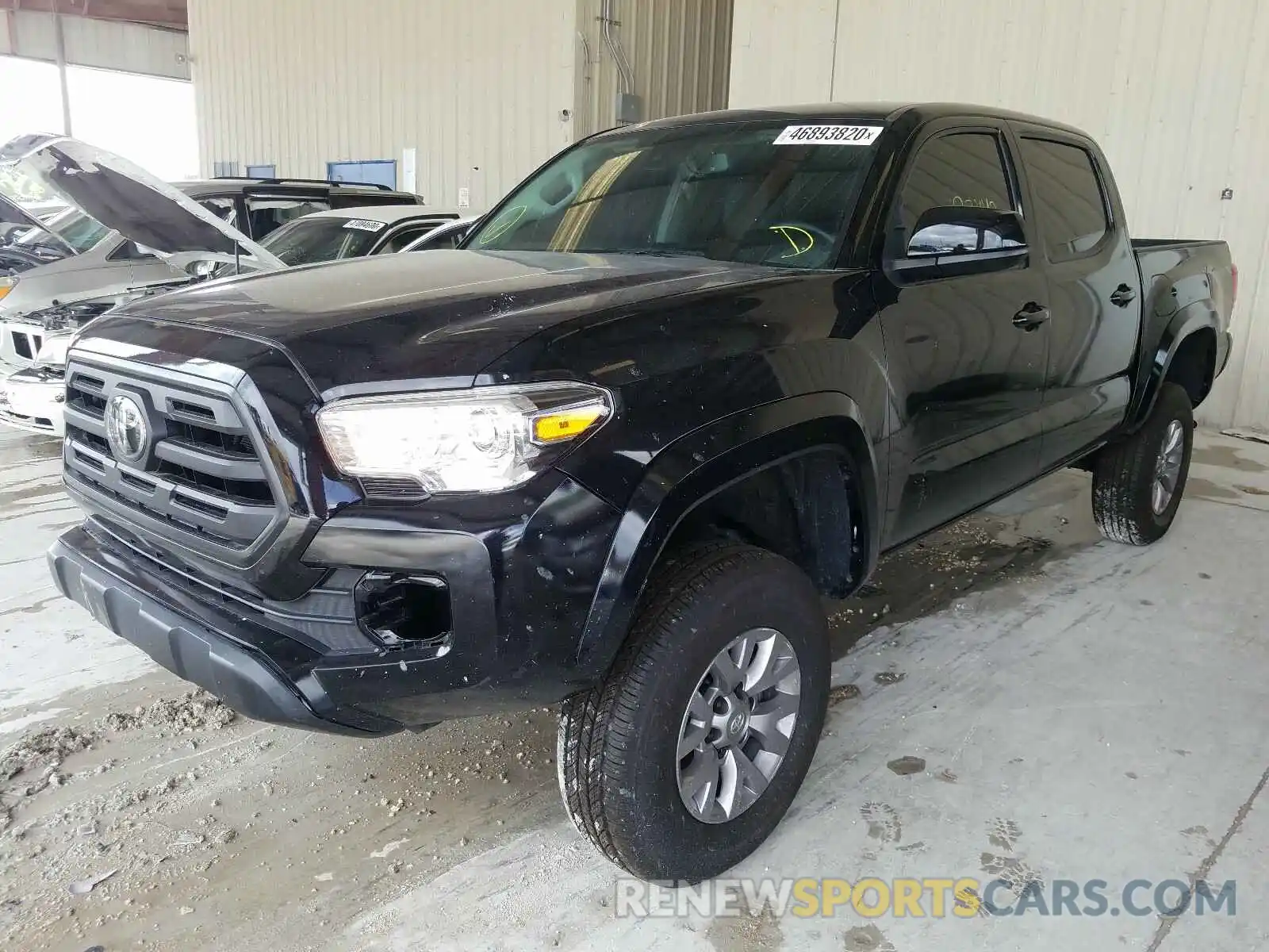 2 Photograph of a damaged car 3TMAZ5CNXKM079322 TOYOTA TACOMA 2019