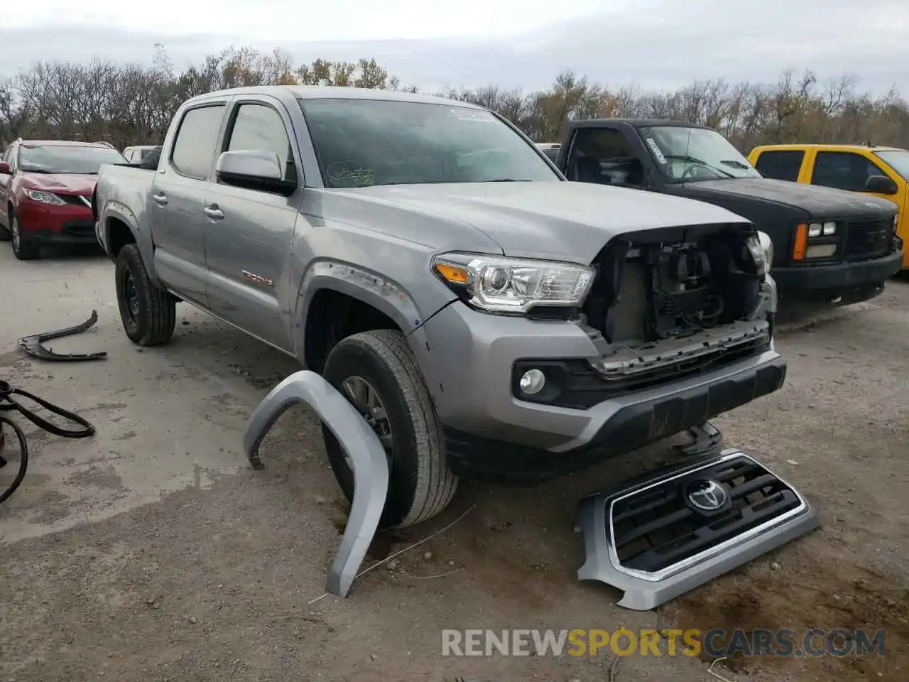 1 Photograph of a damaged car 3TMAZ5CNXKM080082 TOYOTA TACOMA 2019