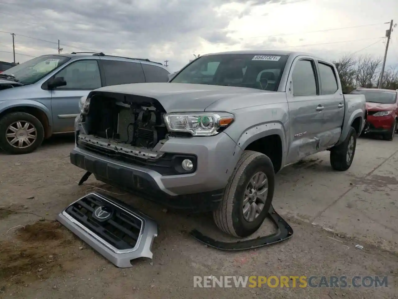 2 Photograph of a damaged car 3TMAZ5CNXKM080082 TOYOTA TACOMA 2019