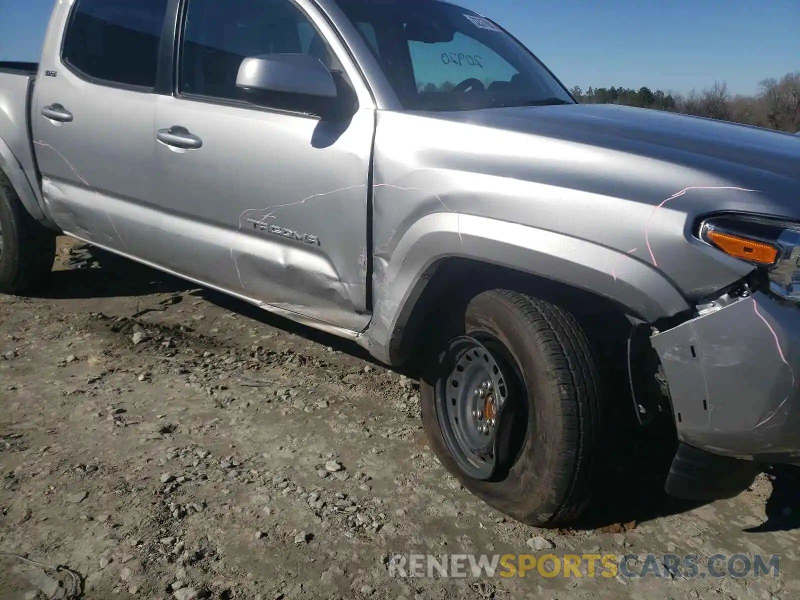 9 Photograph of a damaged car 3TMAZ5CNXKM084326 TOYOTA TACOMA 2019