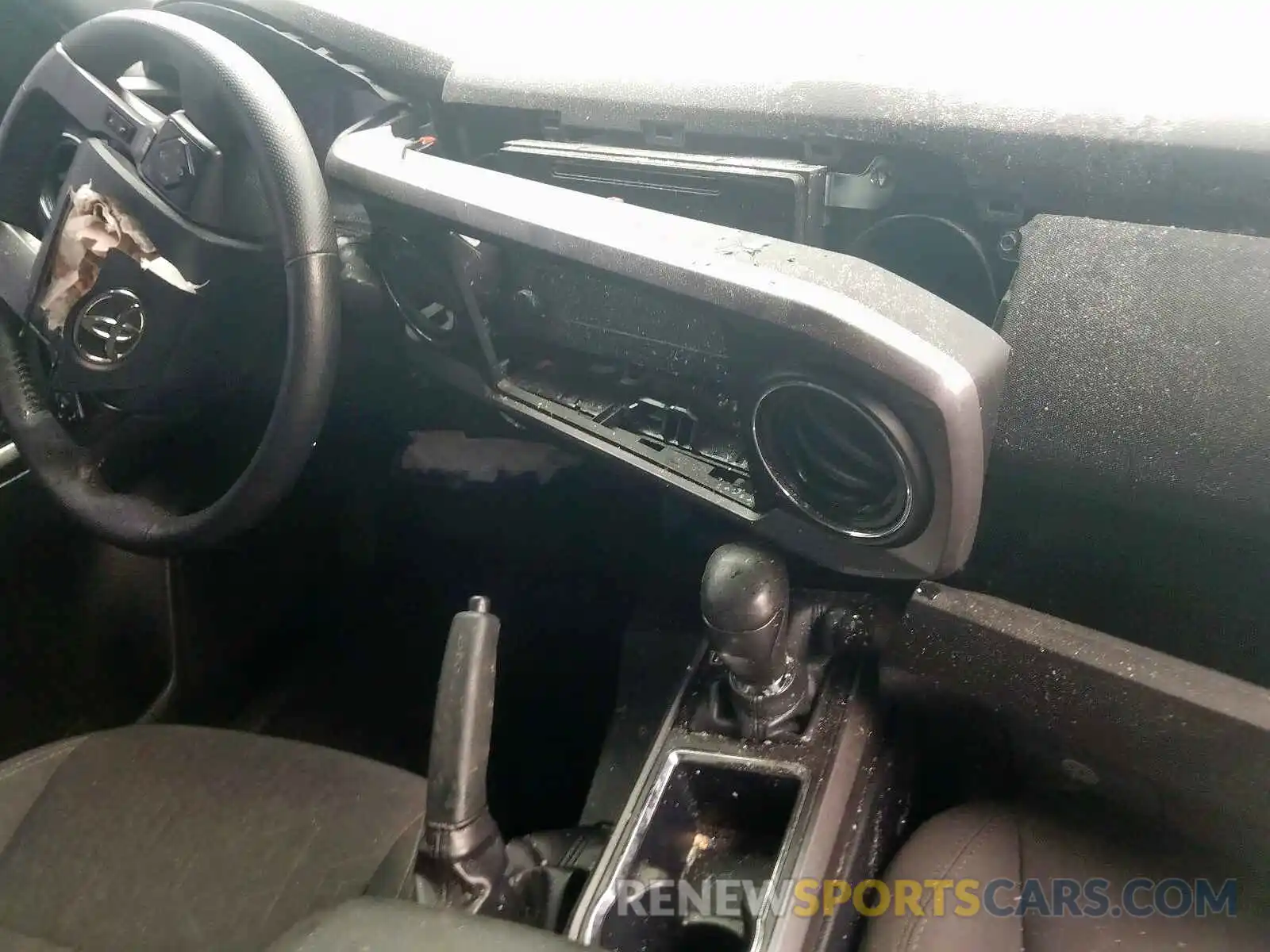 9 Фотография поврежденного автомобиля 3TMAZ5CNXKM085976 TOYOTA TACOMA 2019