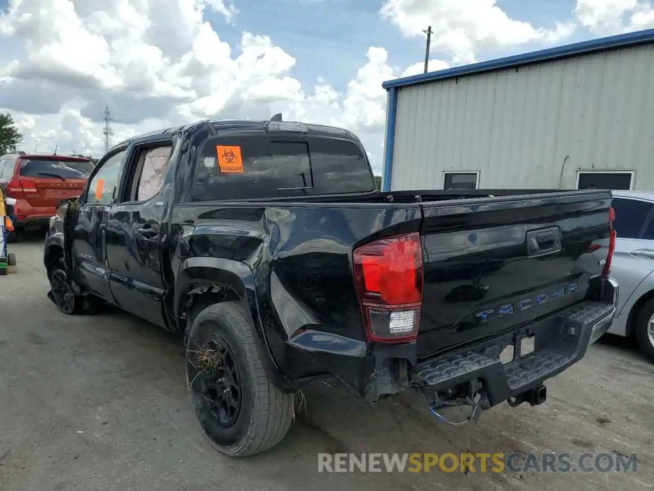 3 Photograph of a damaged car 3TMAZ5CNXKM092149 TOYOTA TACOMA 2019