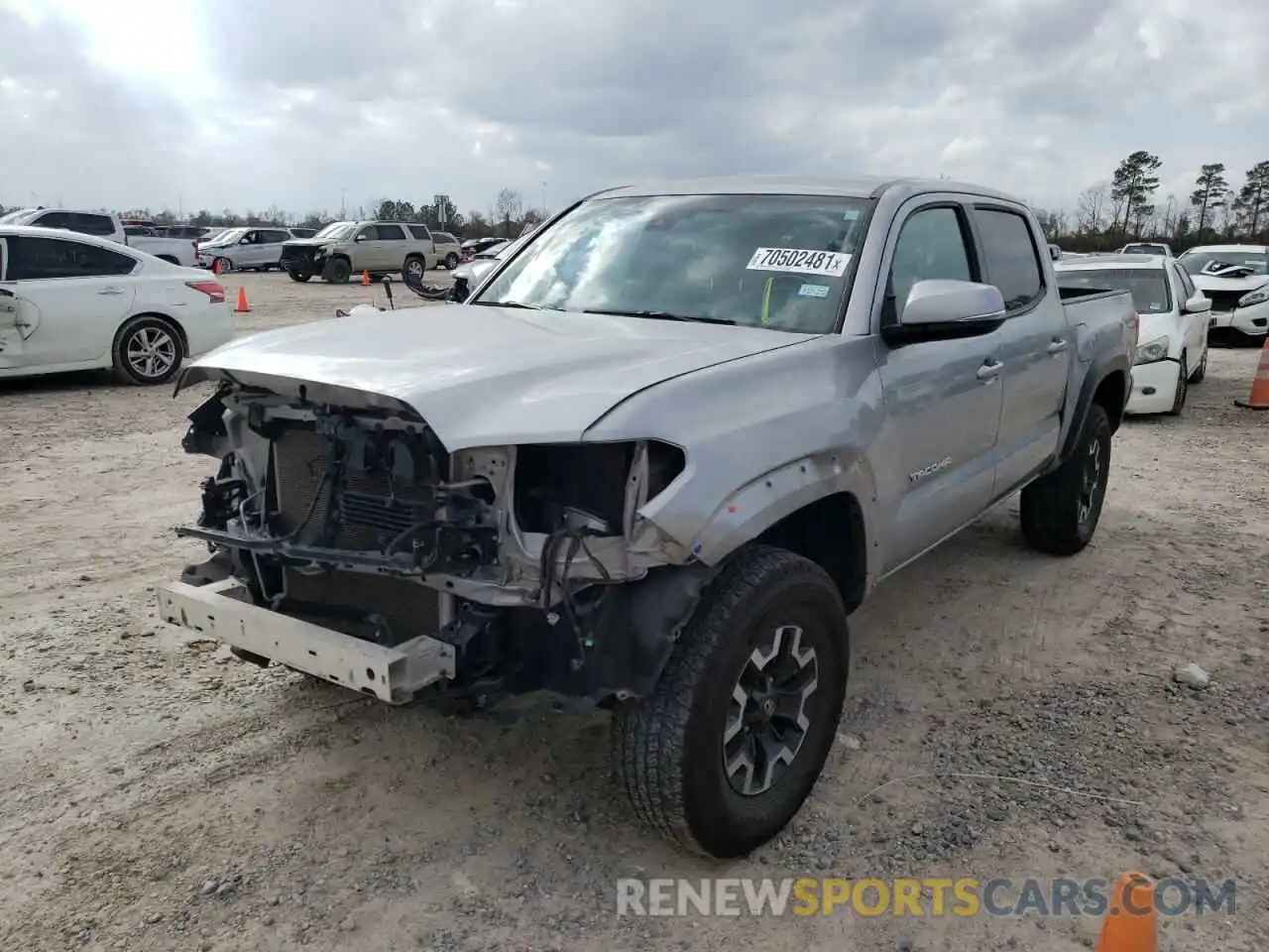 2 Photograph of a damaged car 3TMAZ5CNXKM092880 TOYOTA TACOMA 2019