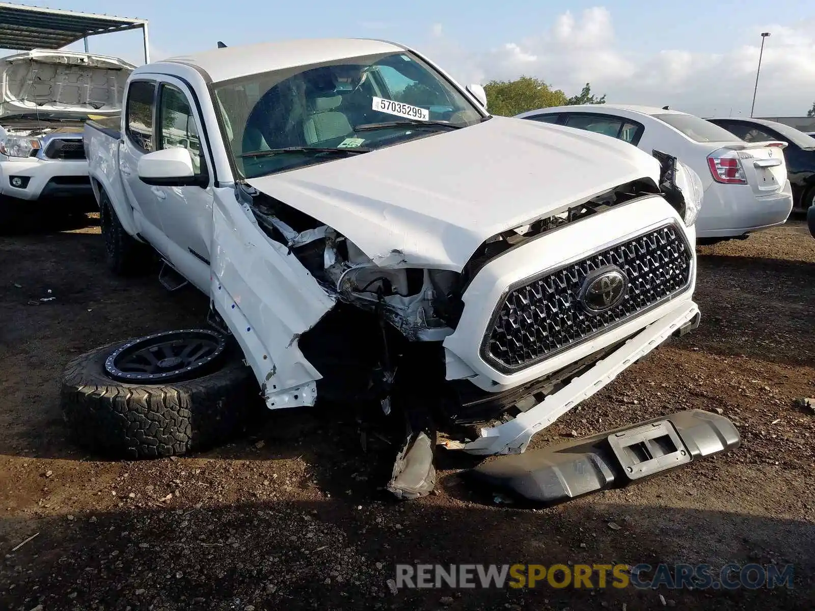 1 Photograph of a damaged car 3TMAZ5CNXKM096671 TOYOTA TACOMA 2019