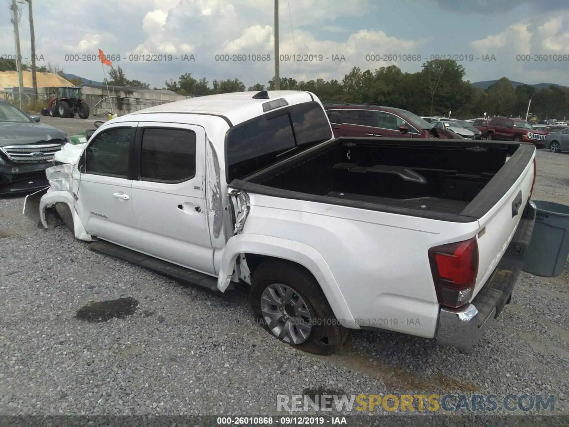 3 Фотография поврежденного автомобиля 3TMAZ5CNXKM097237 TOYOTA TACOMA 2019