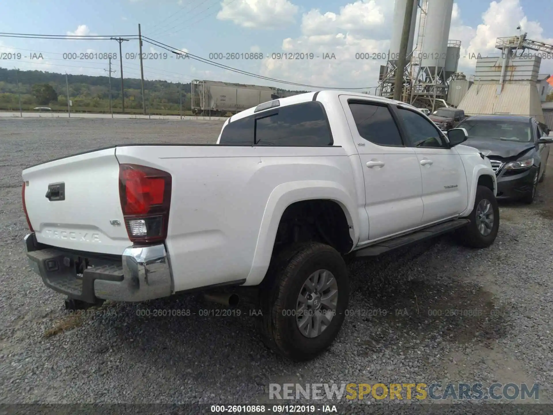 4 Фотография поврежденного автомобиля 3TMAZ5CNXKM097237 TOYOTA TACOMA 2019