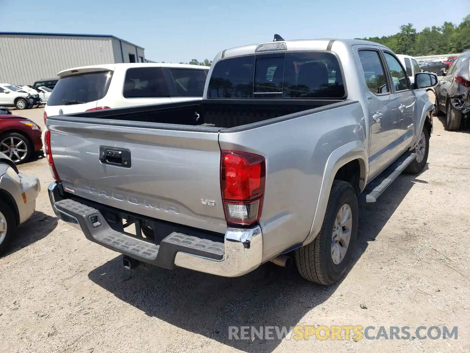 4 Photograph of a damaged car 3TMAZ5CNXKM100721 TOYOTA TACOMA 2019