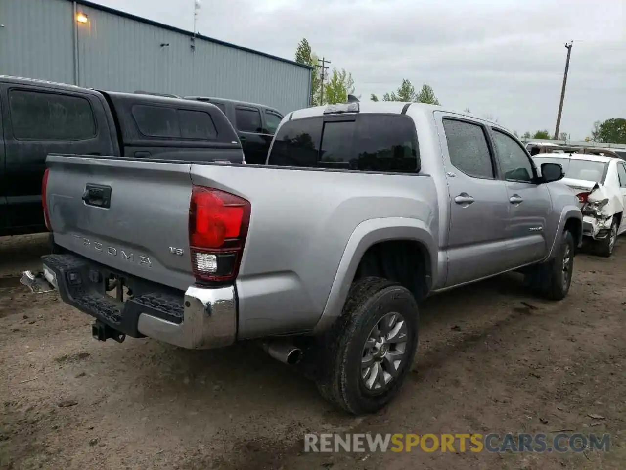 4 Photograph of a damaged car 3TMAZ5CNXKM108088 TOYOTA TACOMA 2019