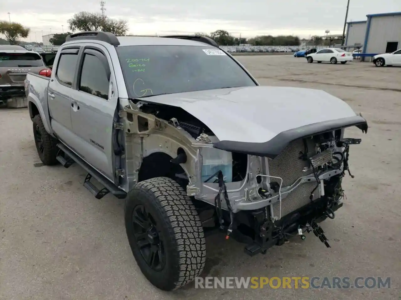 1 Photograph of a damaged car 3TMAZ5CNXKM111749 TOYOTA TACOMA 2019