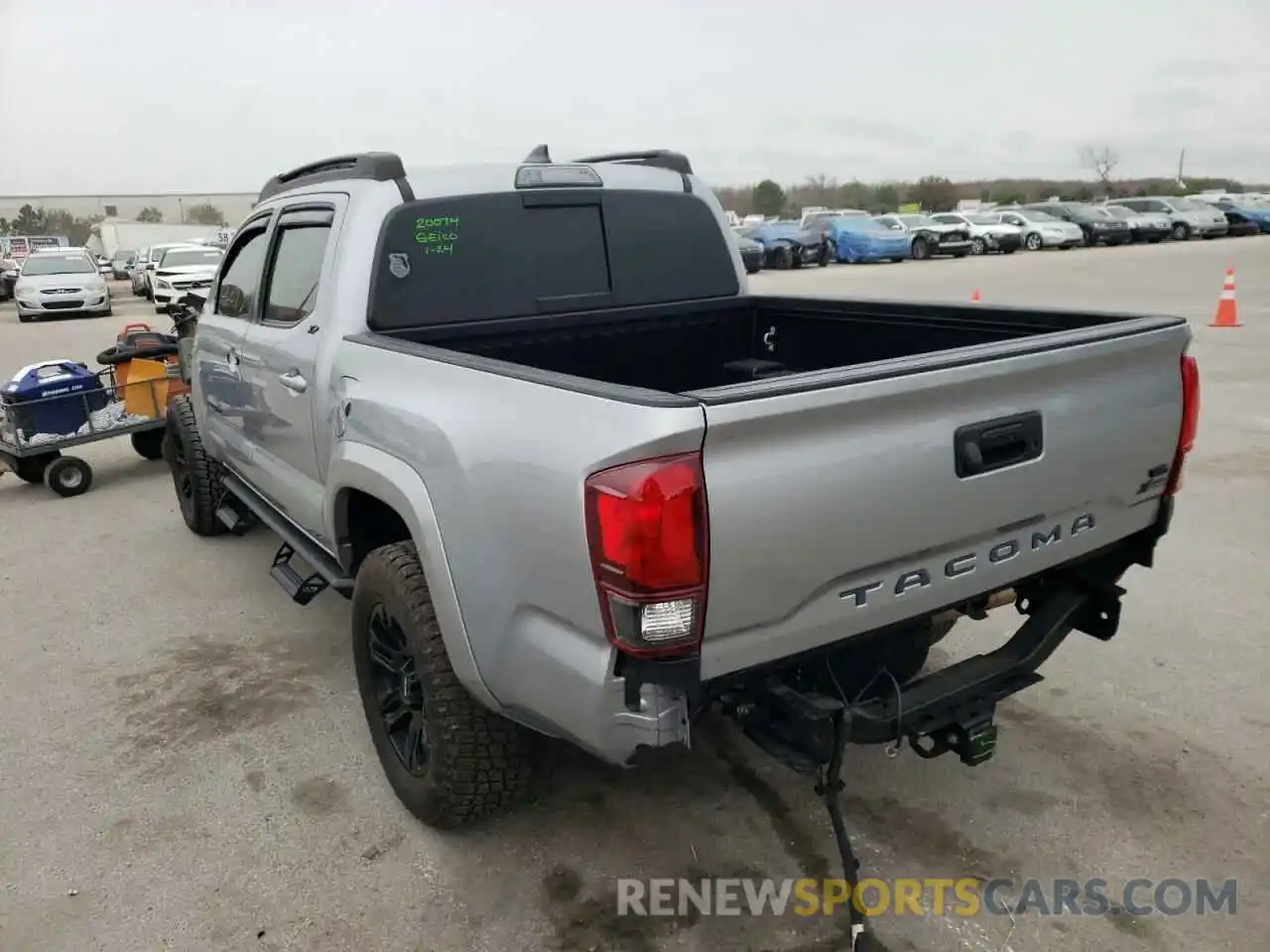 3 Photograph of a damaged car 3TMAZ5CNXKM111749 TOYOTA TACOMA 2019