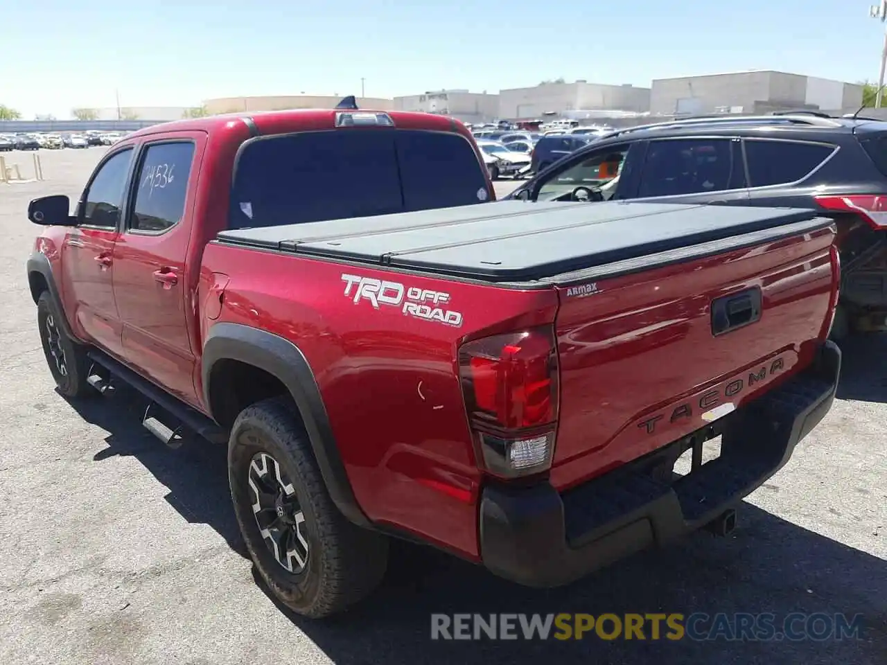 3 Photograph of a damaged car 3TMAZ5CNXKM113310 TOYOTA TACOMA 2019