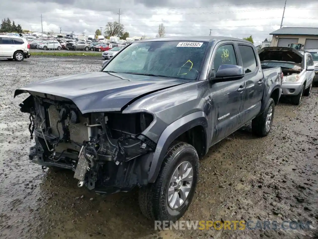 2 Photograph of a damaged car 3TMAZ5CNXKM114389 TOYOTA TACOMA 2019