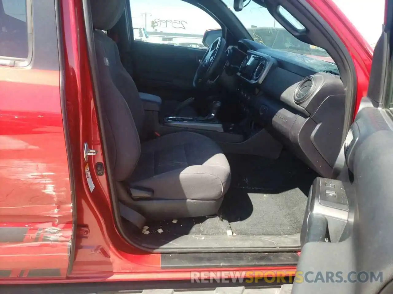 5 Photograph of a damaged car 3TMBZ5DN1KM019884 TOYOTA TACOMA 2019