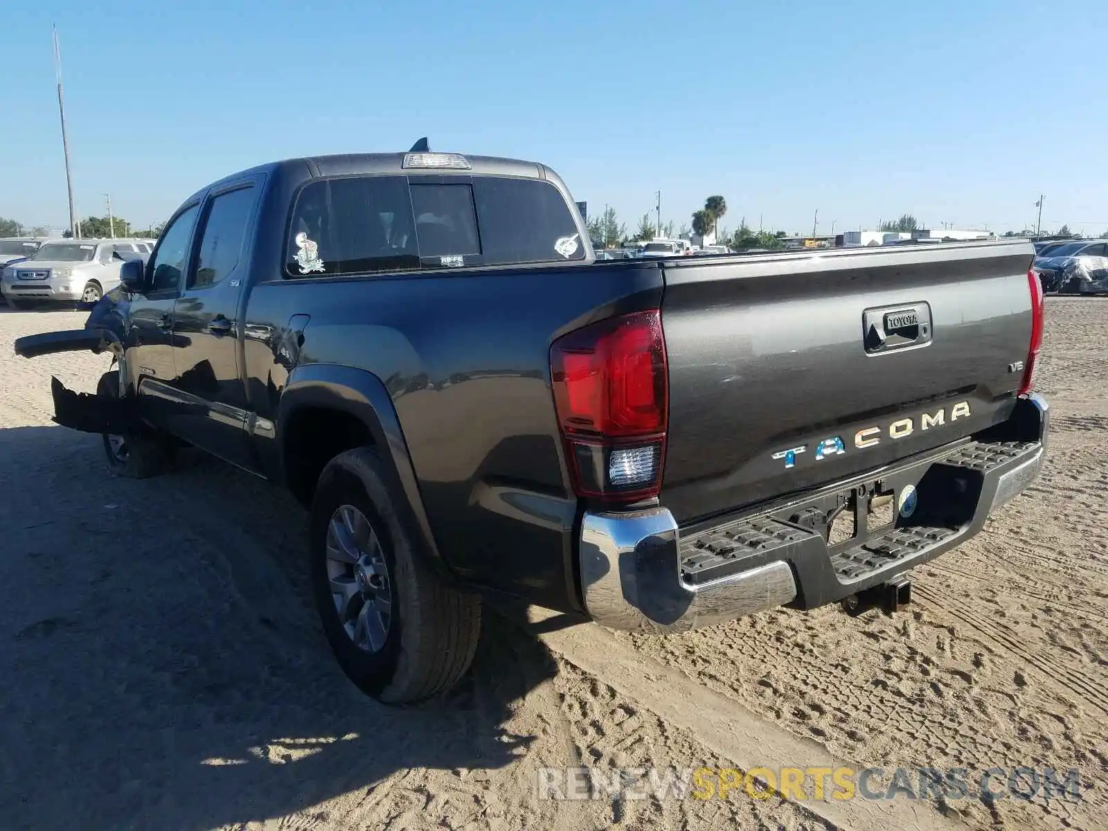 3 Photograph of a damaged car 3TMBZ5DN2KM022695 TOYOTA TACOMA 2019