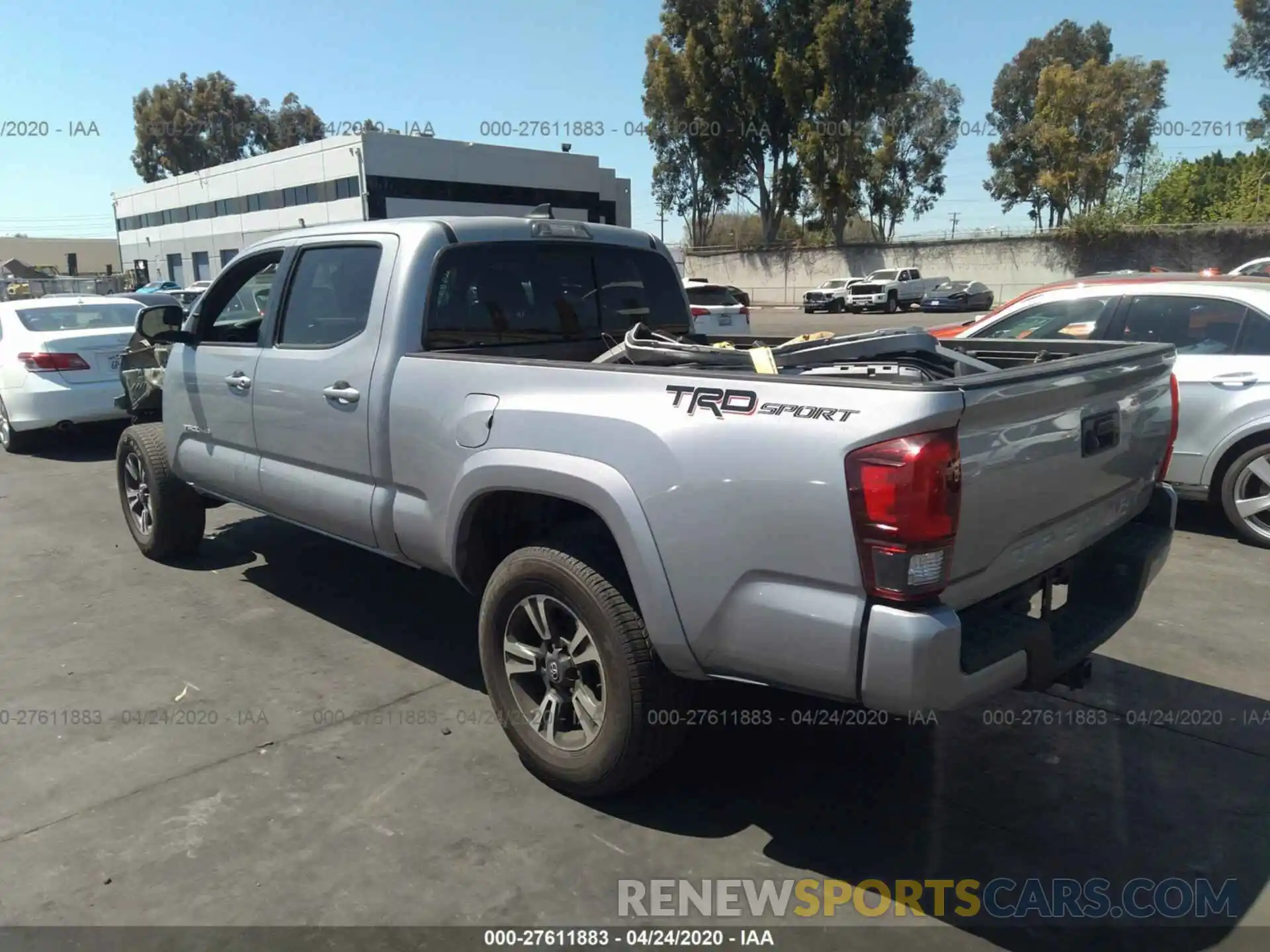 3 Photograph of a damaged car 3TMBZ5DN3KM018204 TOYOTA TACOMA 2019