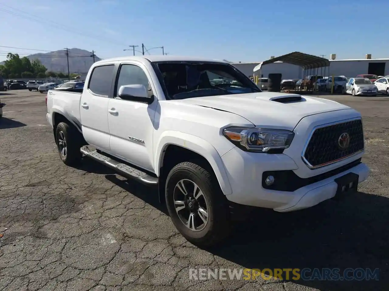 1 Photograph of a damaged car 3TMBZ5DN3KM019319 TOYOTA TACOMA 2019