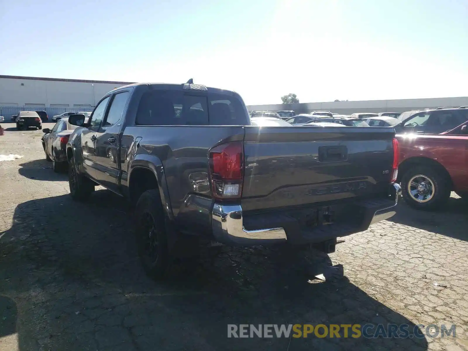 3 Photograph of a damaged car 3TMBZ5DN3KM021054 TOYOTA TACOMA 2019