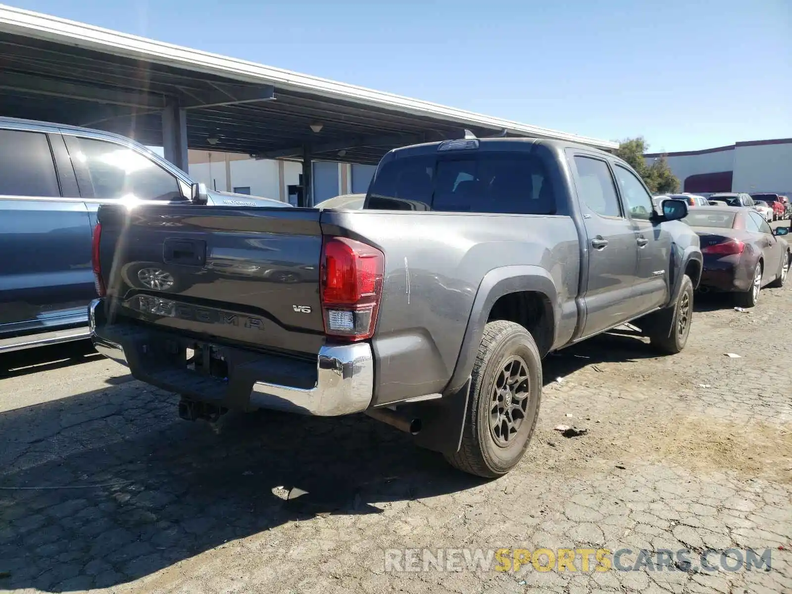 4 Photograph of a damaged car 3TMBZ5DN3KM021054 TOYOTA TACOMA 2019