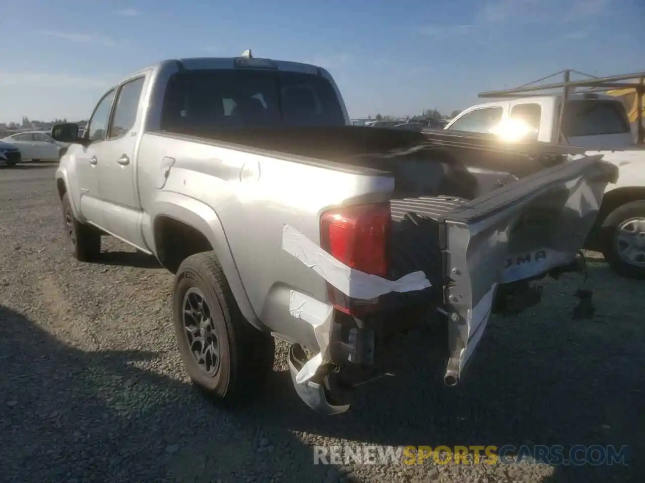 3 Photograph of a damaged car 3TMBZ5DN3KM022284 TOYOTA TACOMA 2019