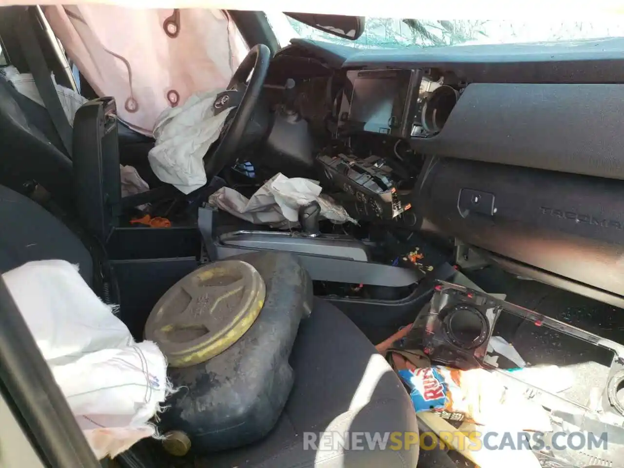 5 Photograph of a damaged car 3TMBZ5DN3KM022463 TOYOTA TACOMA 2019