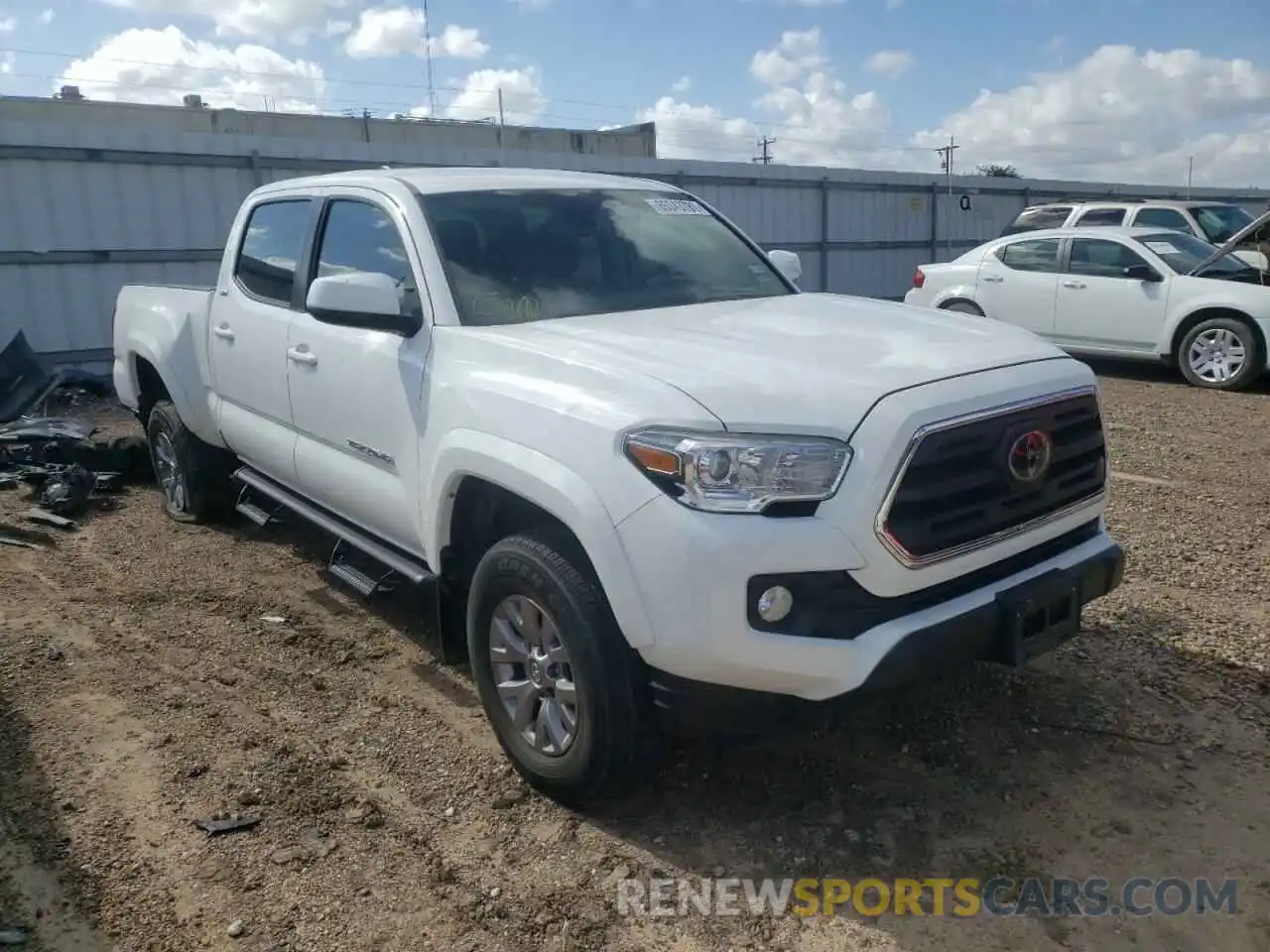 1 Photograph of a damaged car 3TMBZ5DN4KM017580 TOYOTA TACOMA 2019