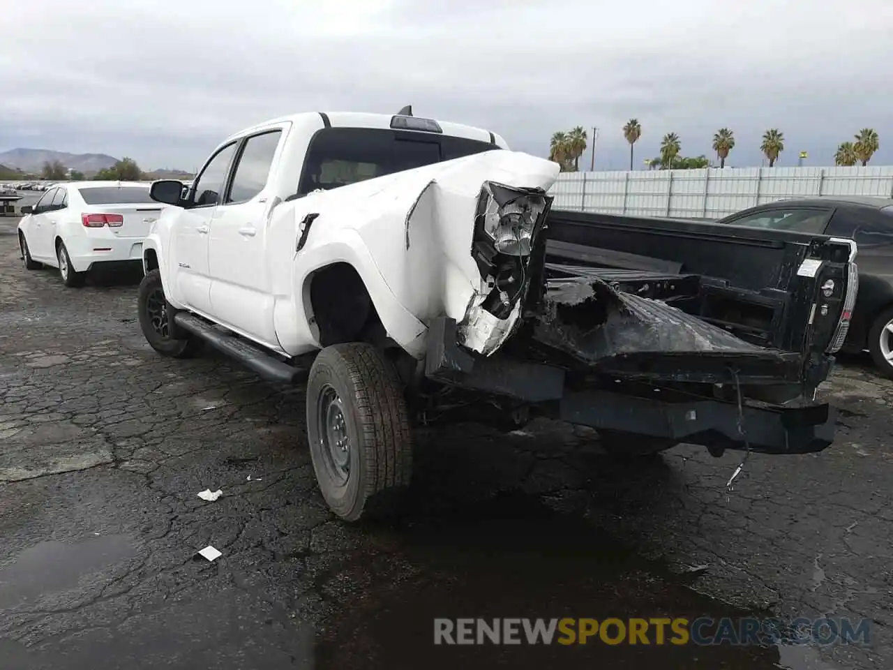 3 Photograph of a damaged car 3TMBZ5DN4KM019474 TOYOTA TACOMA 2019