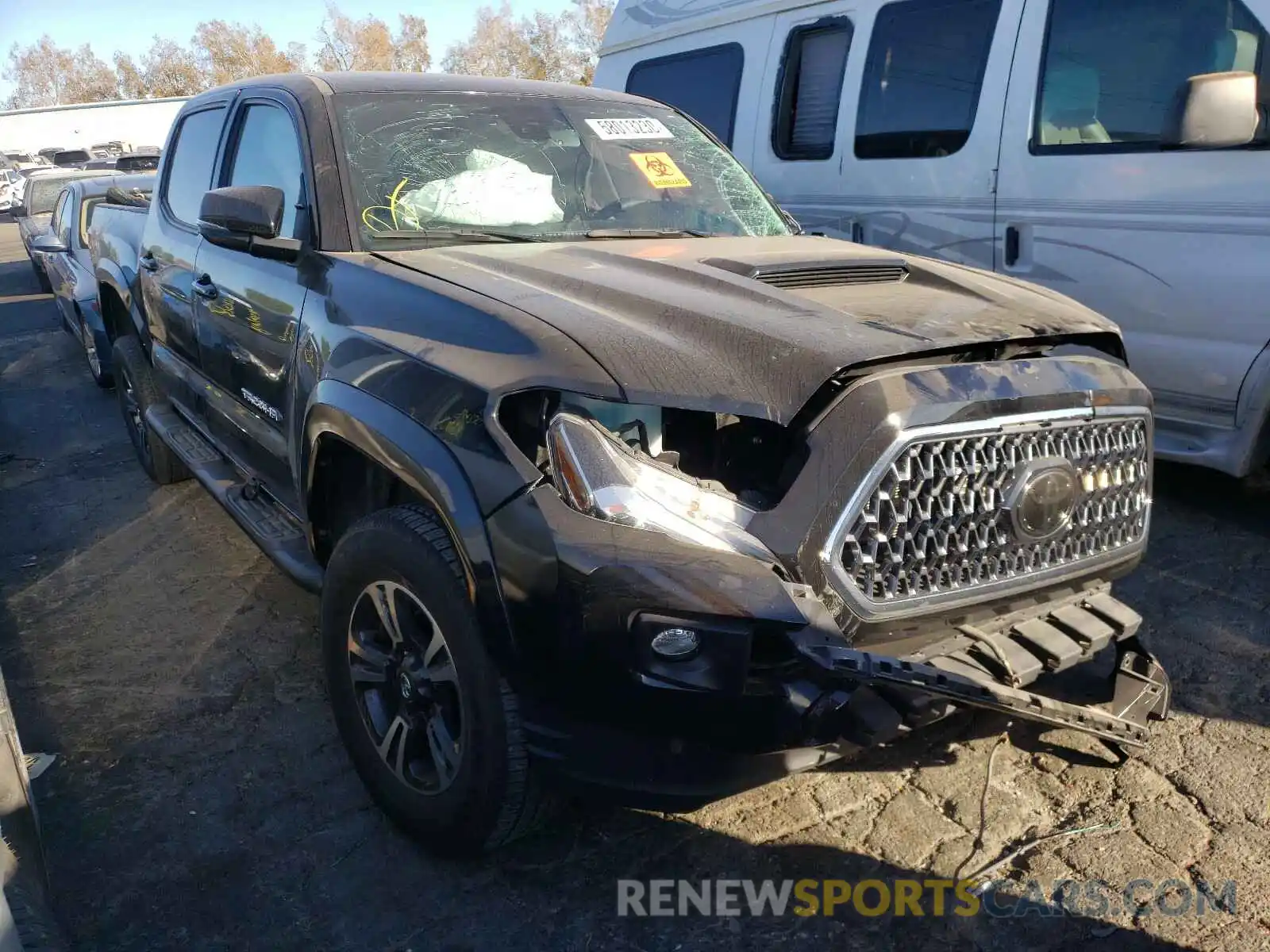 1 Photograph of a damaged car 3TMBZ5DN4KM022214 TOYOTA TACOMA 2019