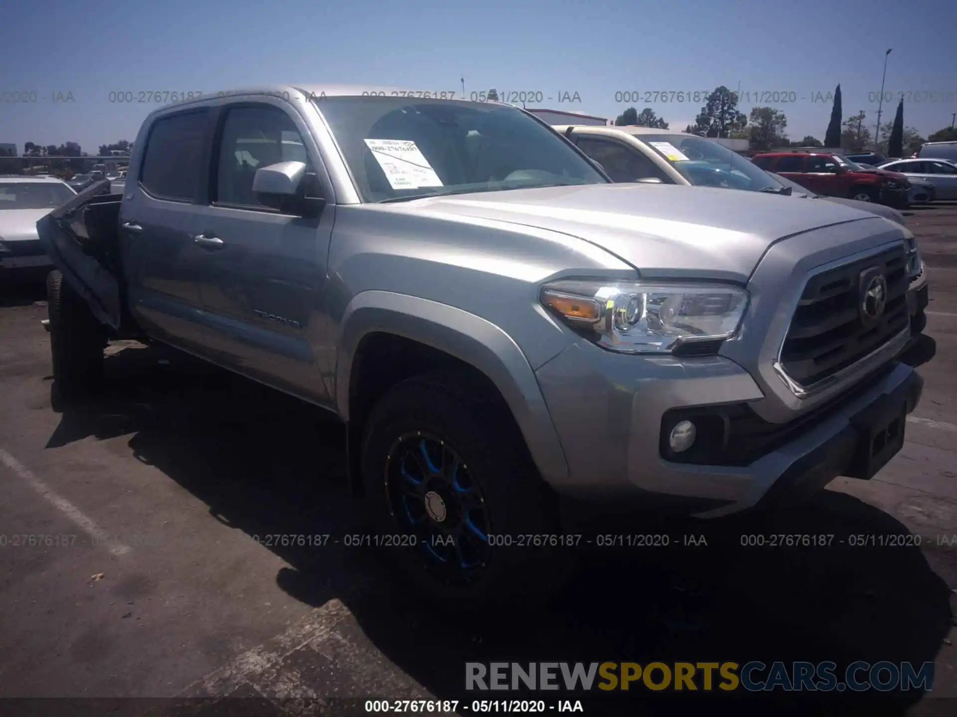 1 Photograph of a damaged car 3TMBZ5DN5KM018852 TOYOTA TACOMA 2019