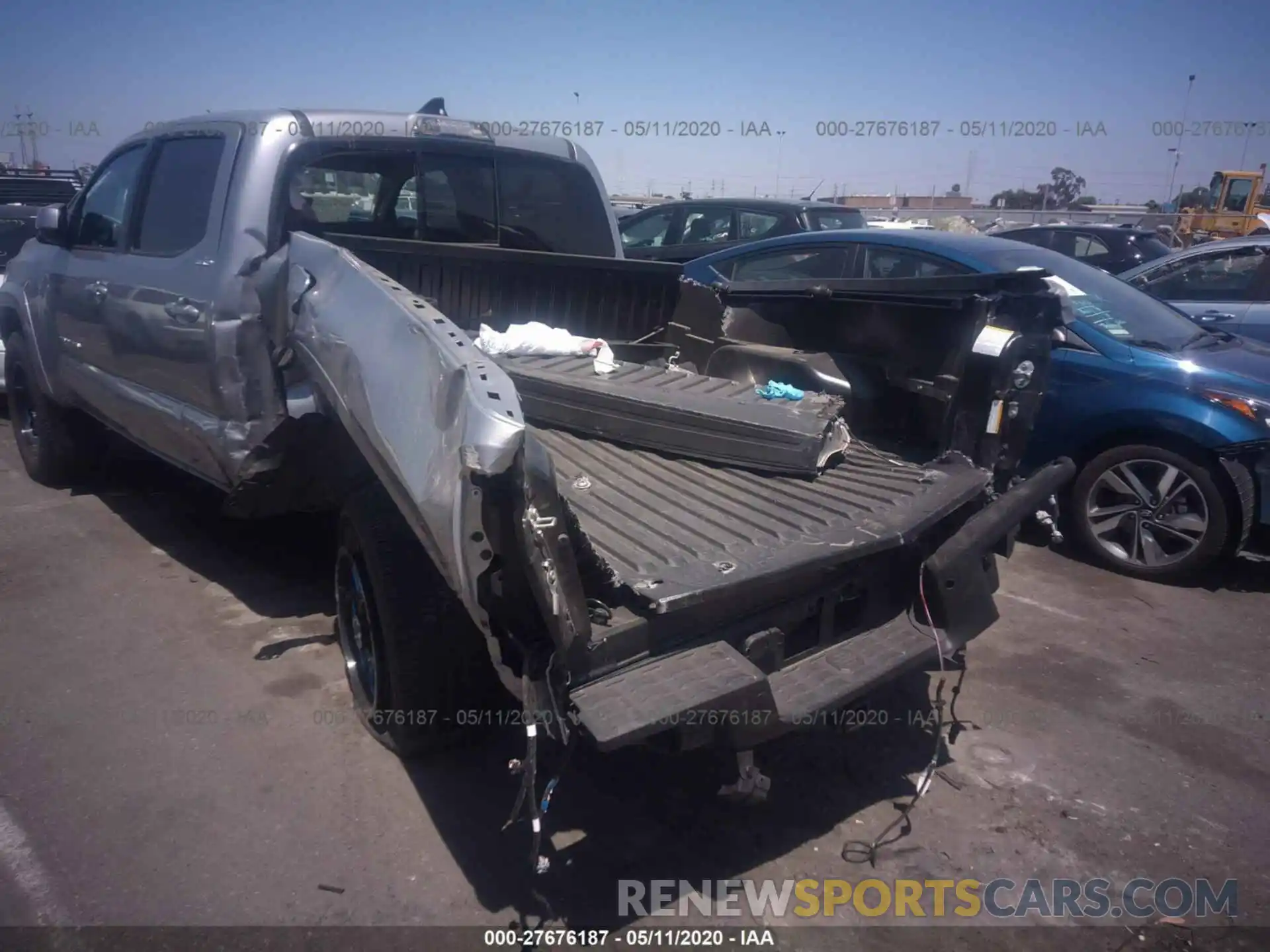 6 Photograph of a damaged car 3TMBZ5DN5KM018852 TOYOTA TACOMA 2019