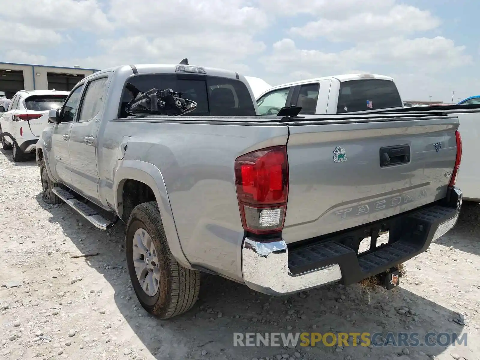 3 Photograph of a damaged car 3TMBZ5DN5KM021475 TOYOTA TACOMA 2019