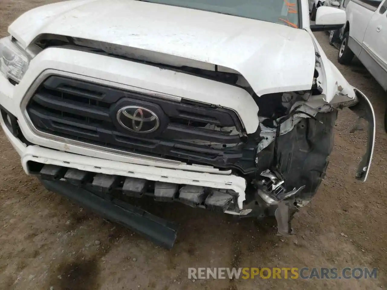 9 Photograph of a damaged car 3TMBZ5DN5KM021914 TOYOTA TACOMA 2019