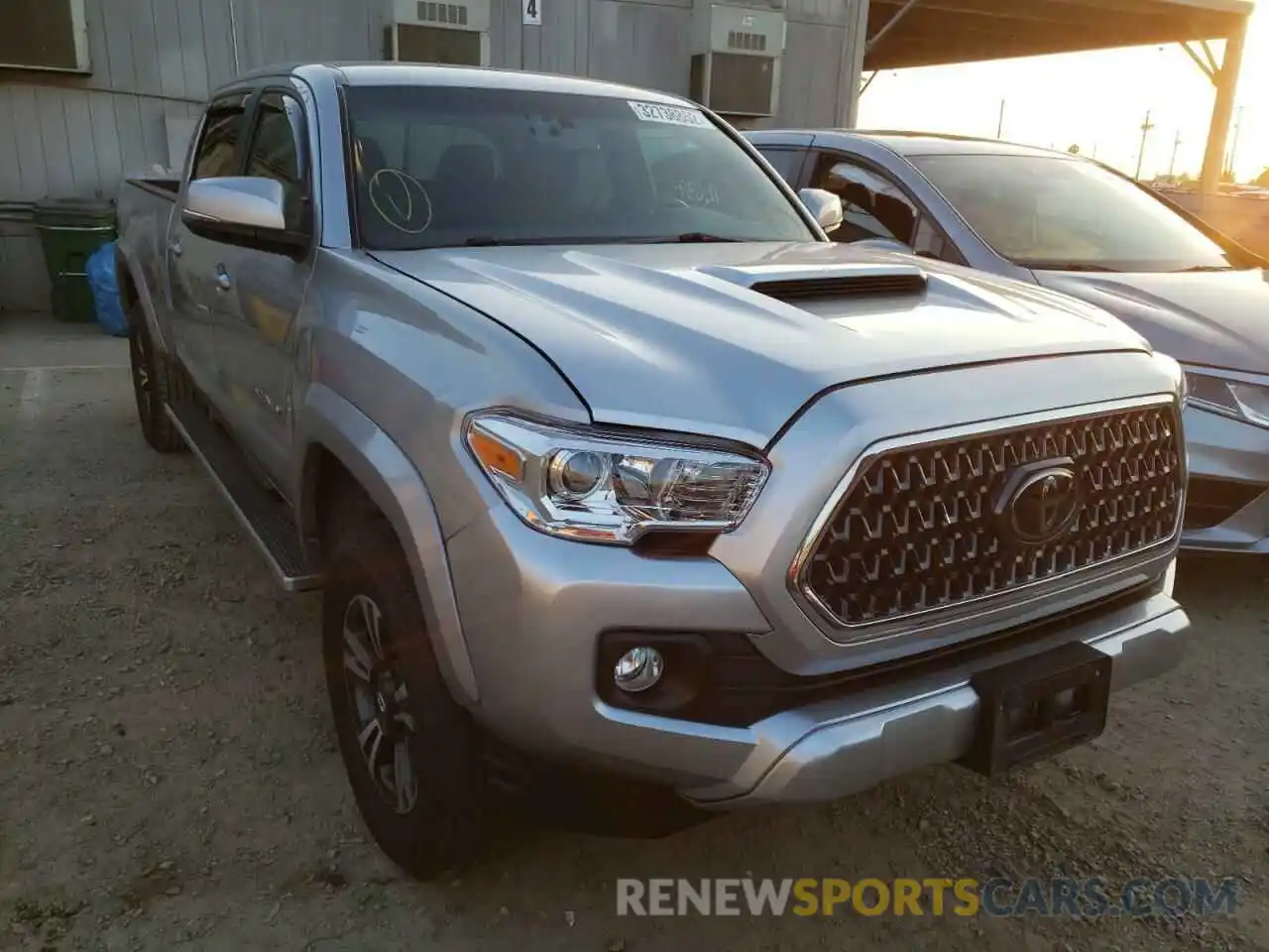 1 Photograph of a damaged car 3TMBZ5DN6KM017337 TOYOTA TACOMA 2019