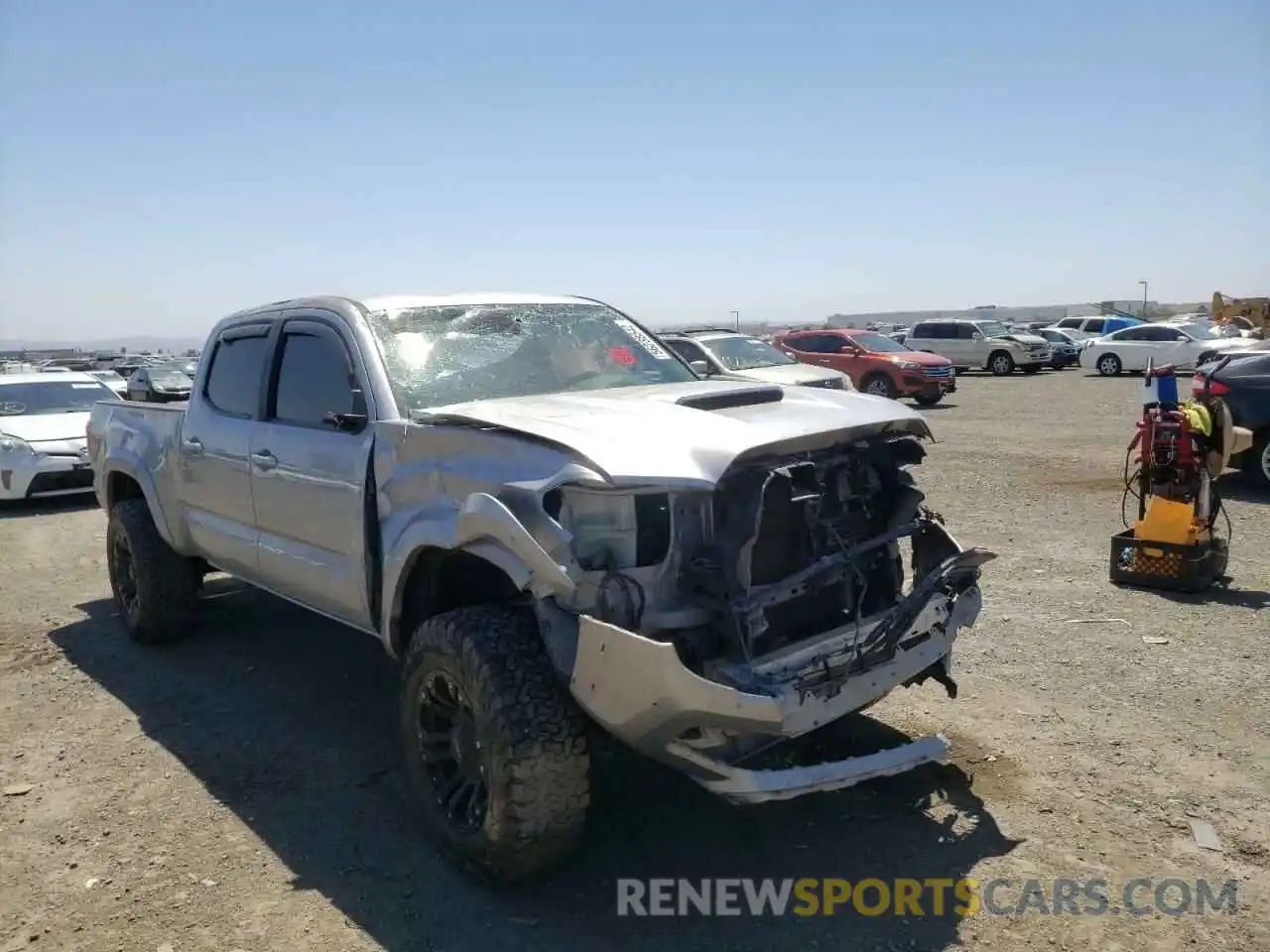 1 Фотография поврежденного автомобиля 3TMBZ5DN6KM017869 TOYOTA TACOMA 2019