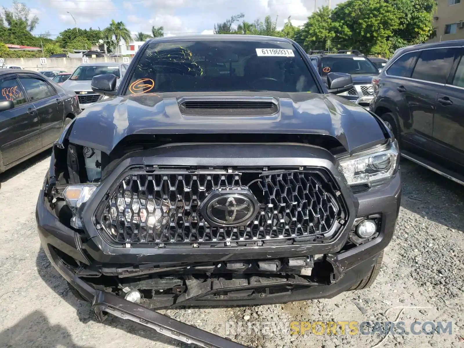 9 Фотография поврежденного автомобиля 3TMBZ5DN6KM019492 TOYOTA TACOMA 2019