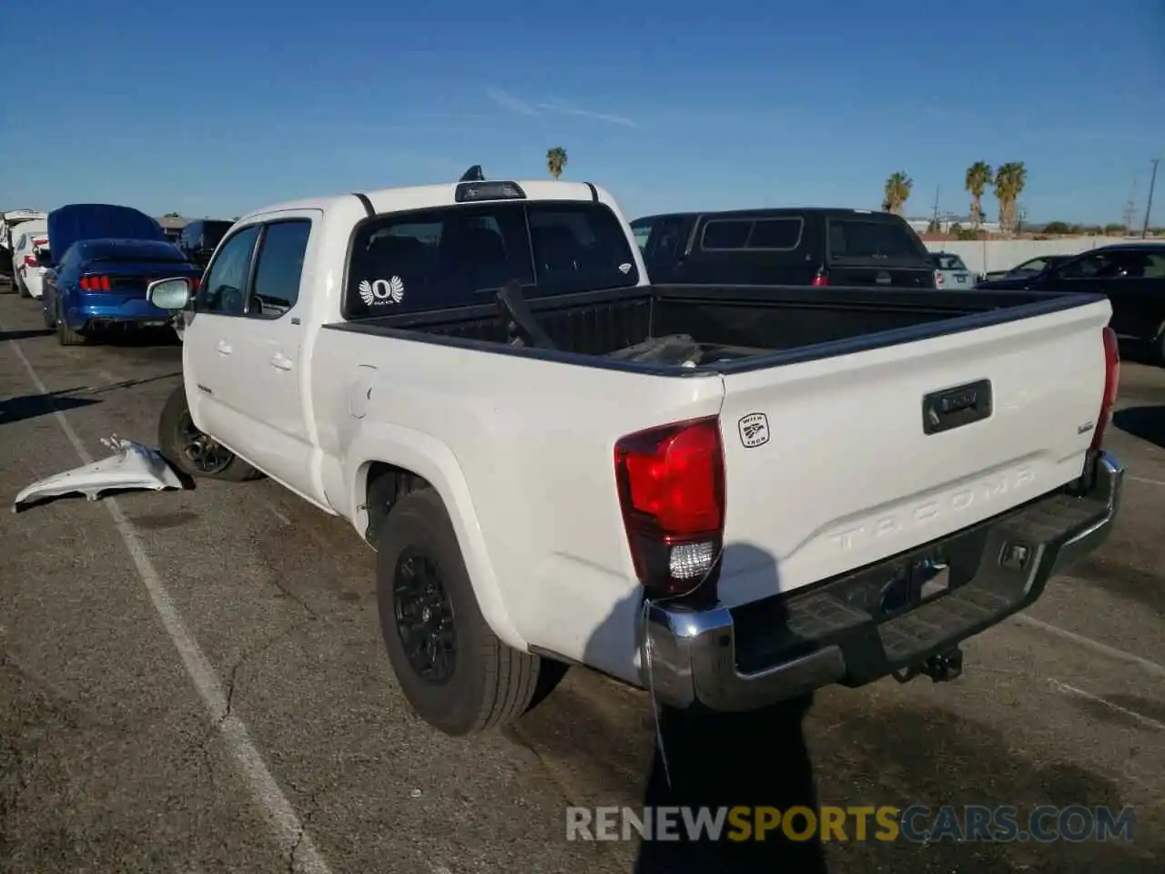 3 Photograph of a damaged car 3TMBZ5DN6KM022019 TOYOTA TACOMA 2019