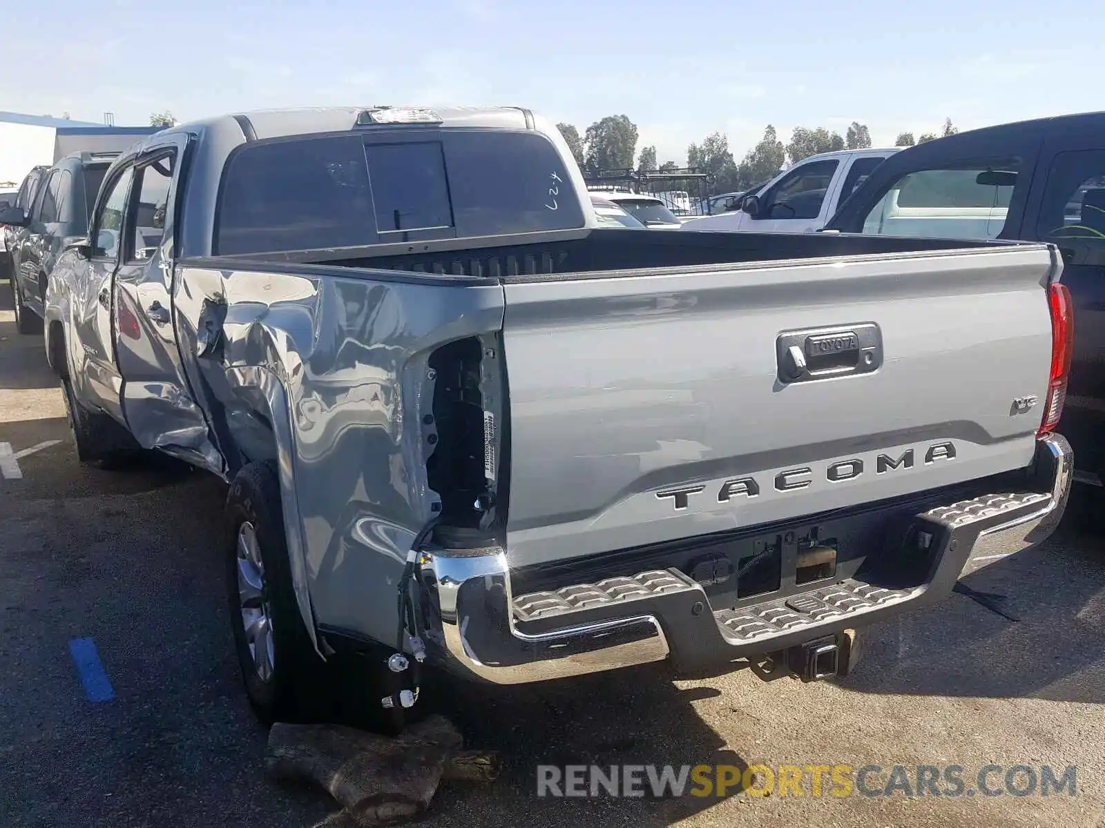 3 Photograph of a damaged car 3TMBZ5DN6KM023154 TOYOTA TACOMA 2019