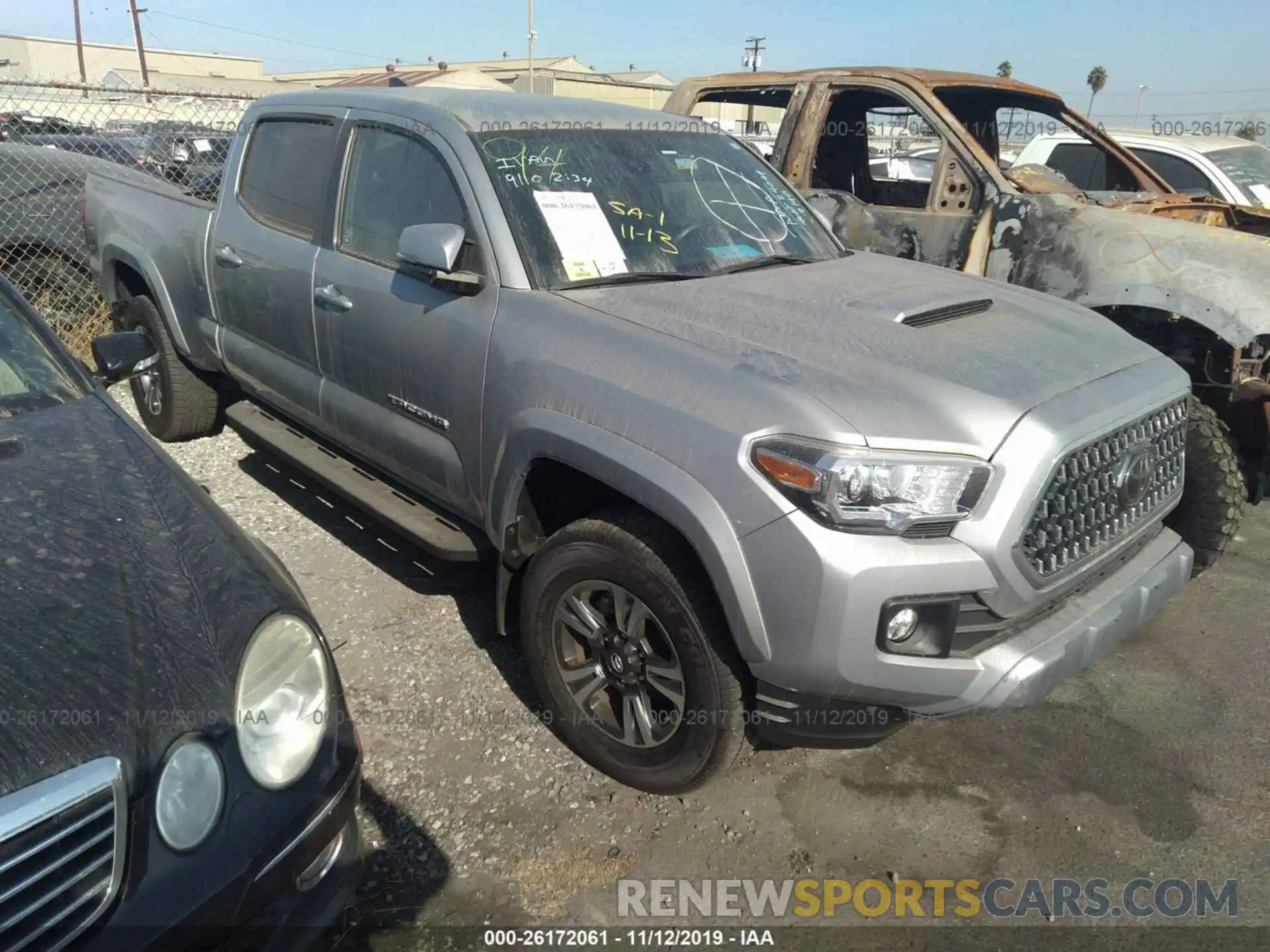 1 Photograph of a damaged car 3TMBZ5DN7KM018142 TOYOTA TACOMA 2019