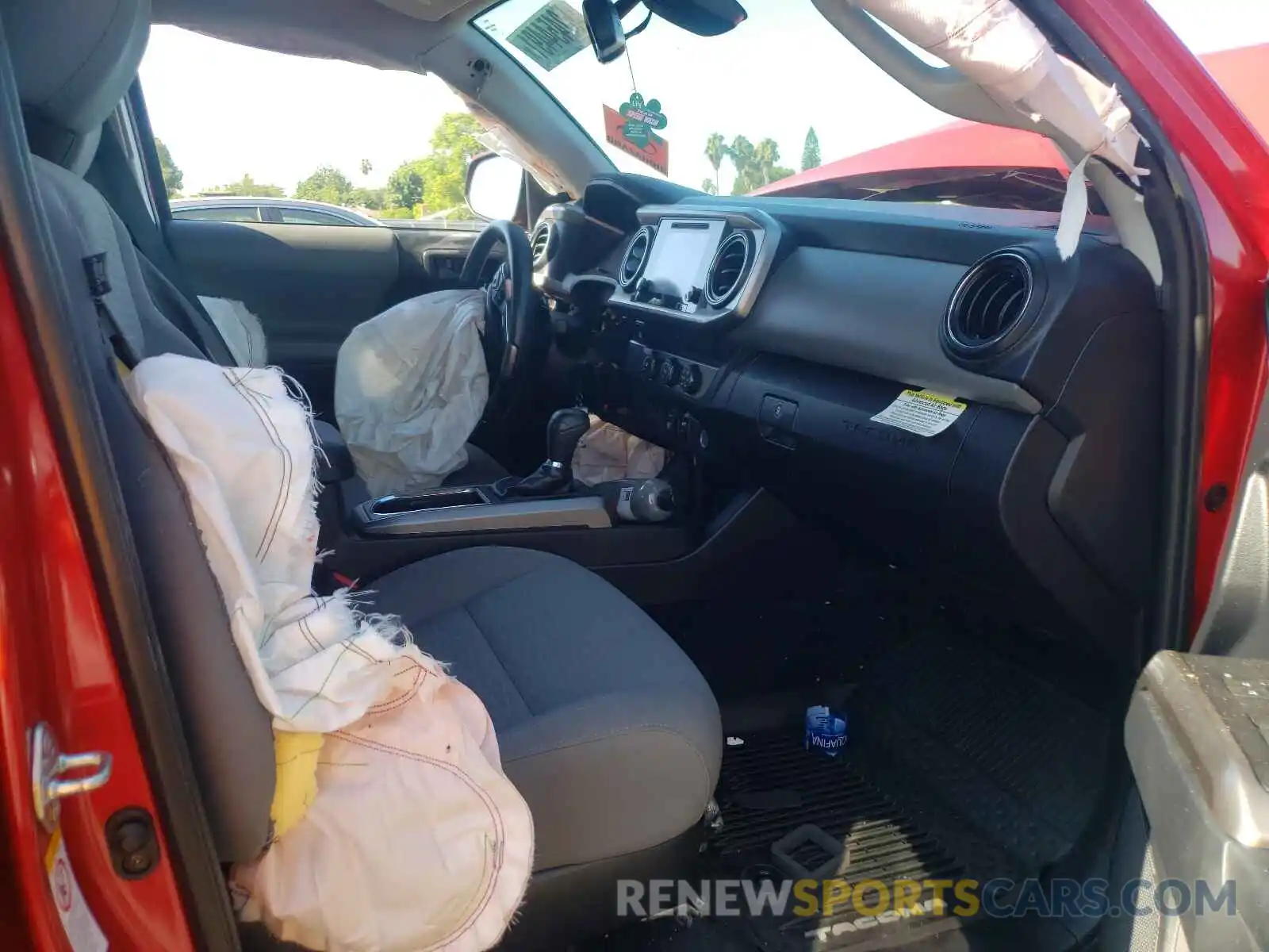 5 Photograph of a damaged car 3TMBZ5DN7KM018187 TOYOTA TACOMA 2019