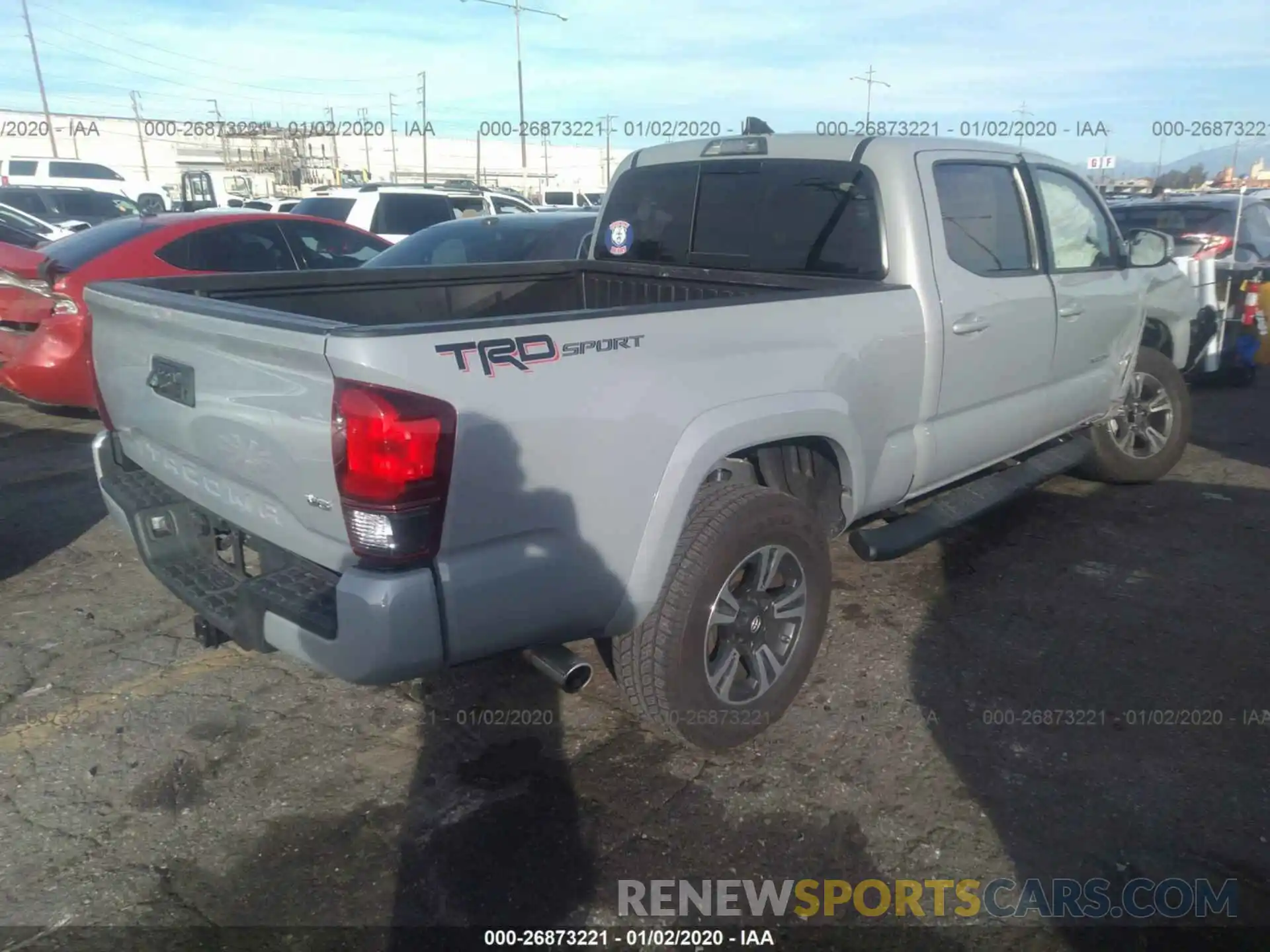 4 Фотография поврежденного автомобиля 3TMBZ5DN7KM021199 TOYOTA TACOMA 2019