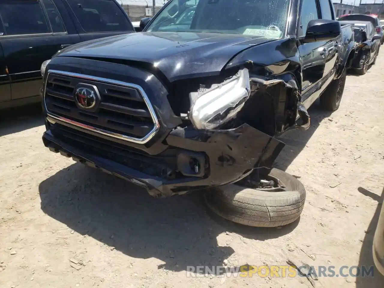 9 Photograph of a damaged car 3TMBZ5DN7KM022014 TOYOTA TACOMA 2019