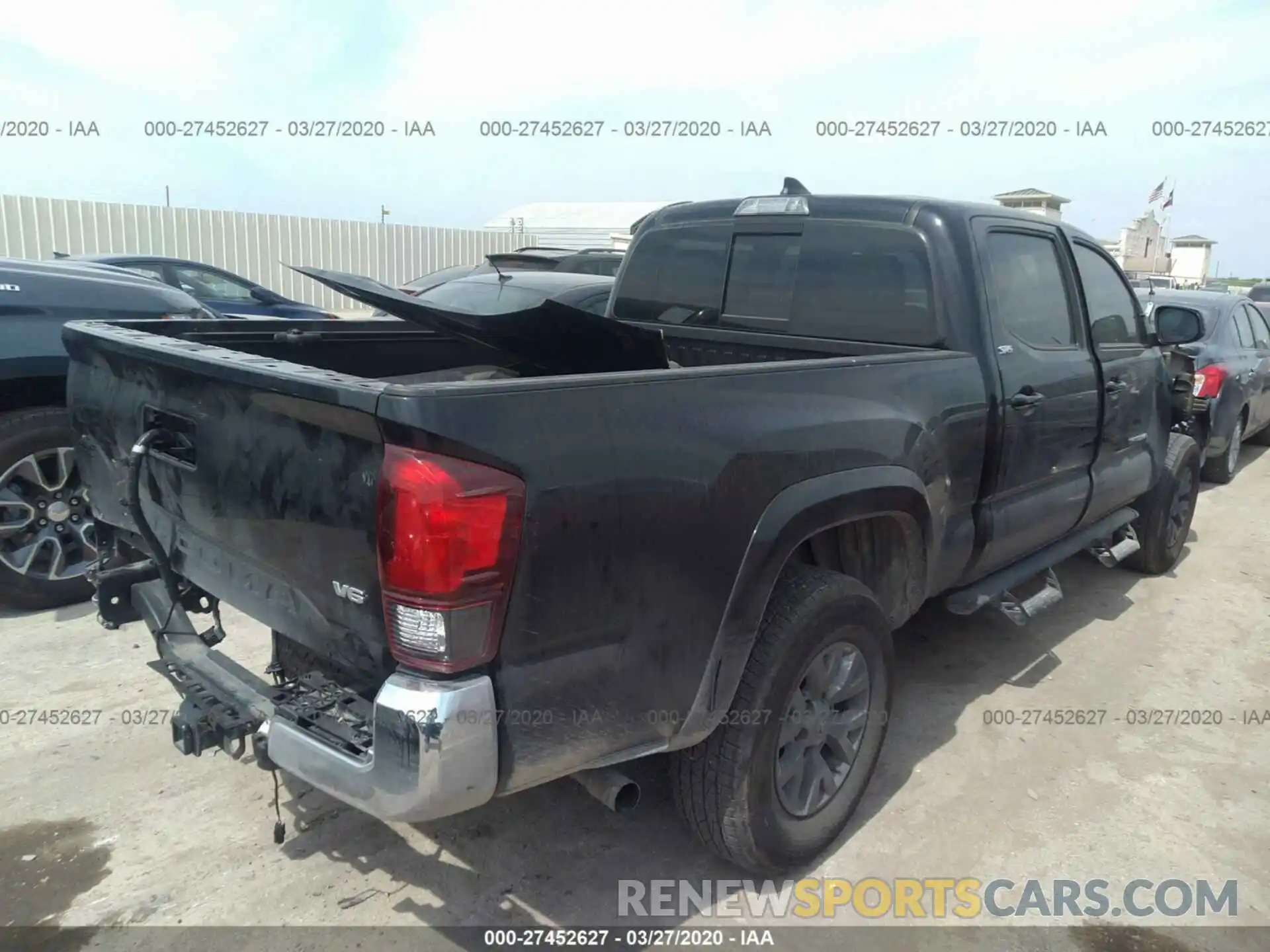 4 Photograph of a damaged car 3TMBZ5DN7KM023101 TOYOTA TACOMA 2019