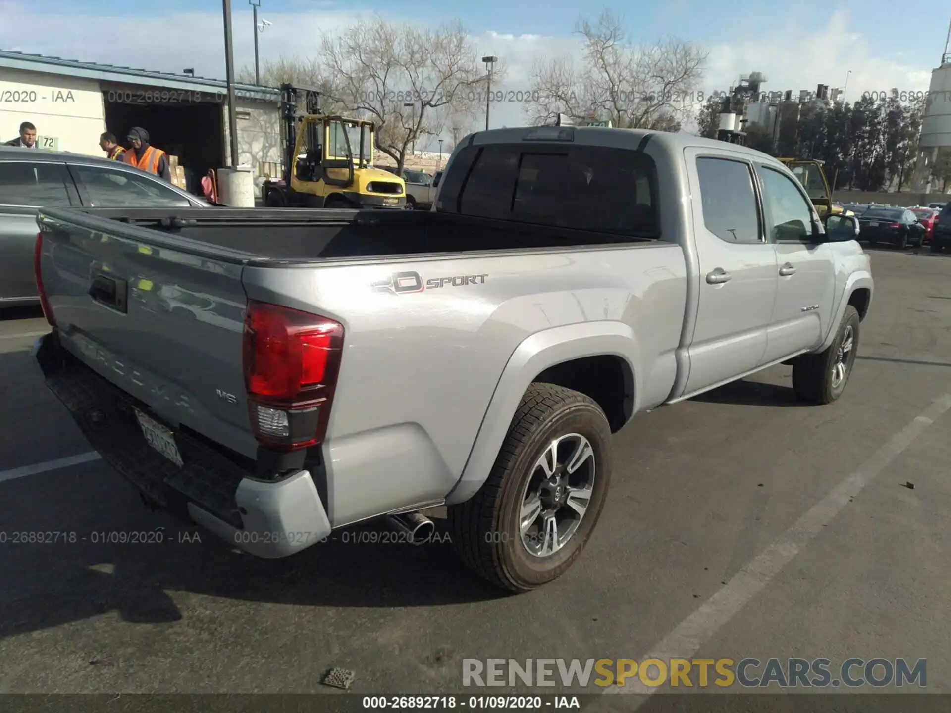 4 Фотография поврежденного автомобиля 3TMBZ5DN8KM020188 TOYOTA TACOMA 2019