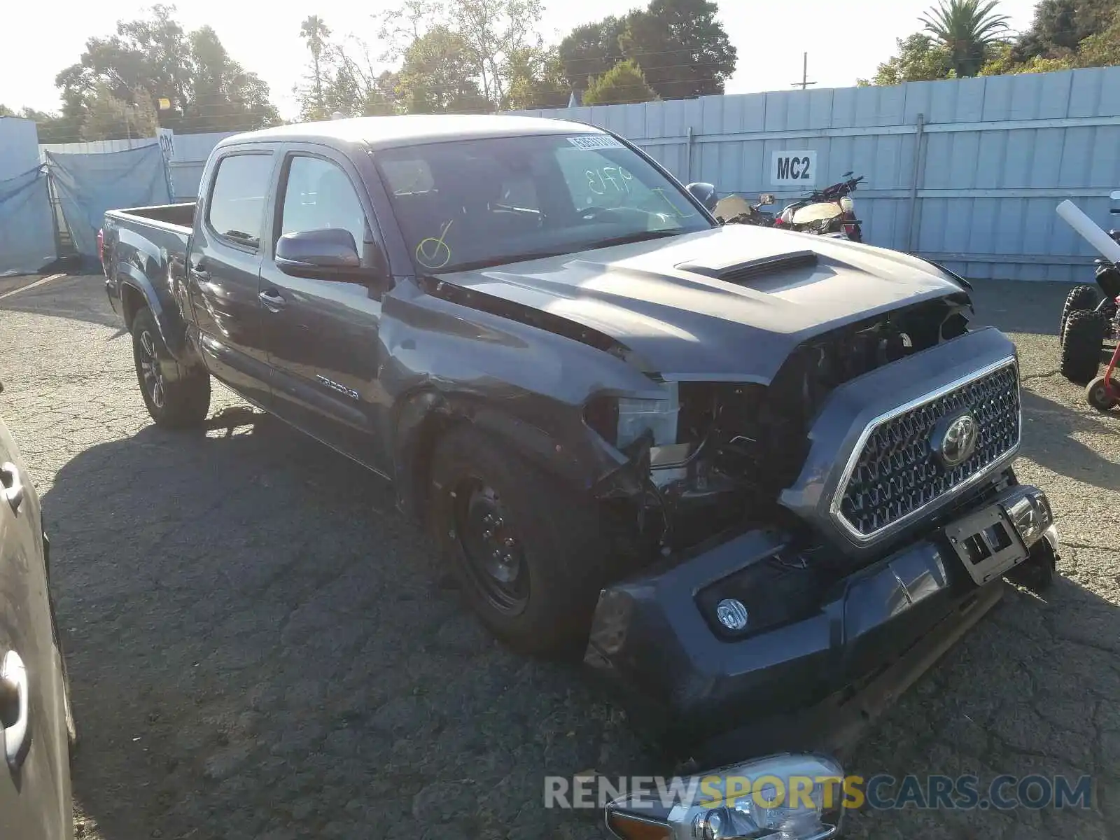 1 Photograph of a damaged car 3TMBZ5DN8KM020501 TOYOTA TACOMA 2019