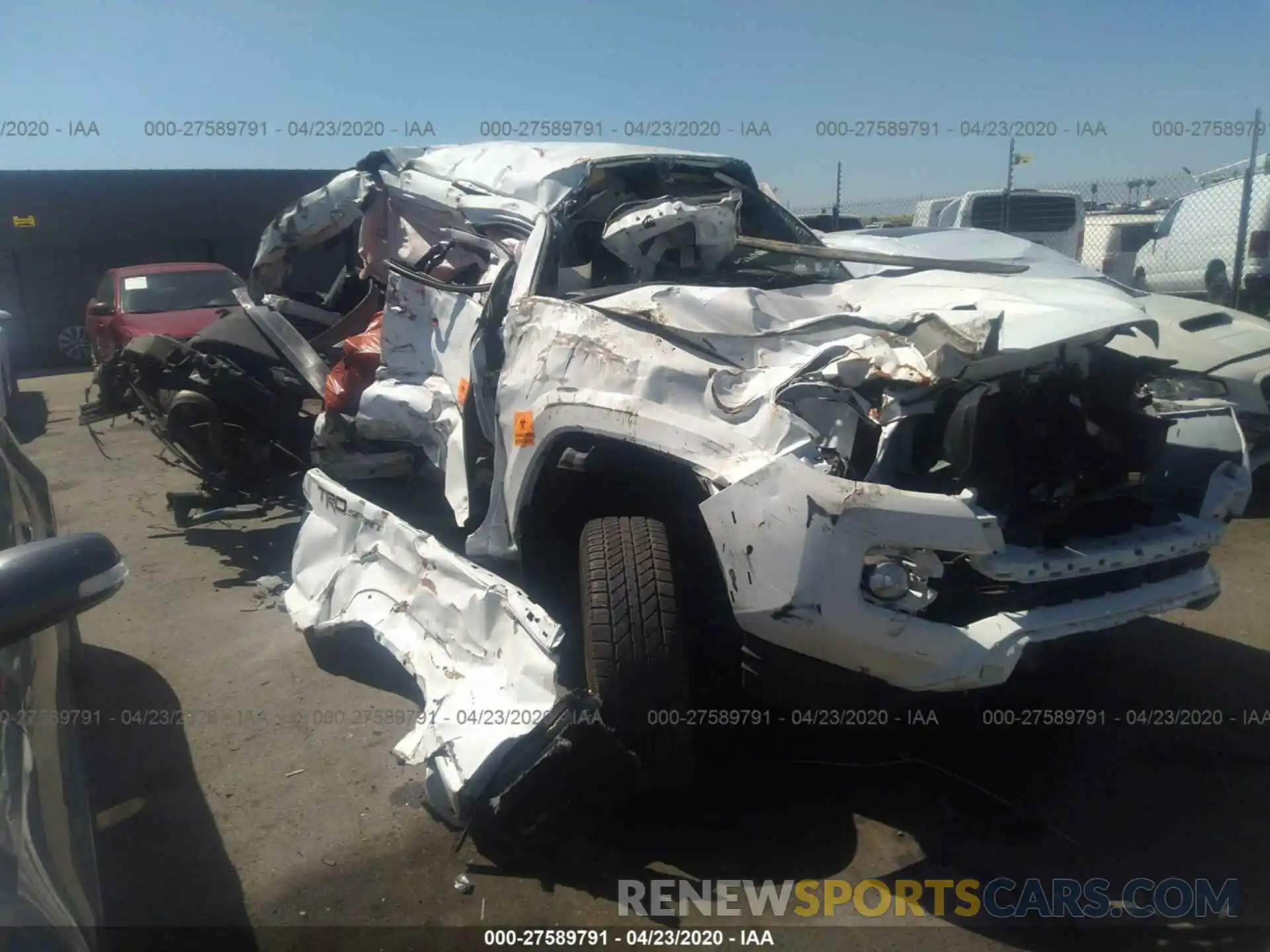 1 Photograph of a damaged car 3TMBZ5DN9KM020233 TOYOTA TACOMA 2019