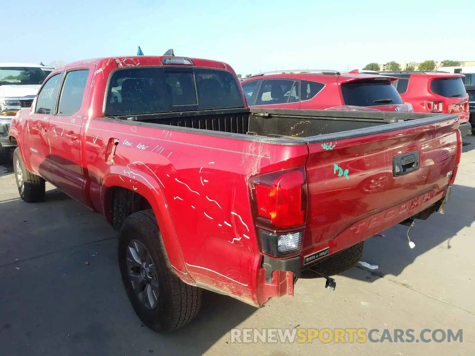 3 Фотография поврежденного автомобиля 3TMBZ5DNXKM020080 TOYOTA TACOMA 2019